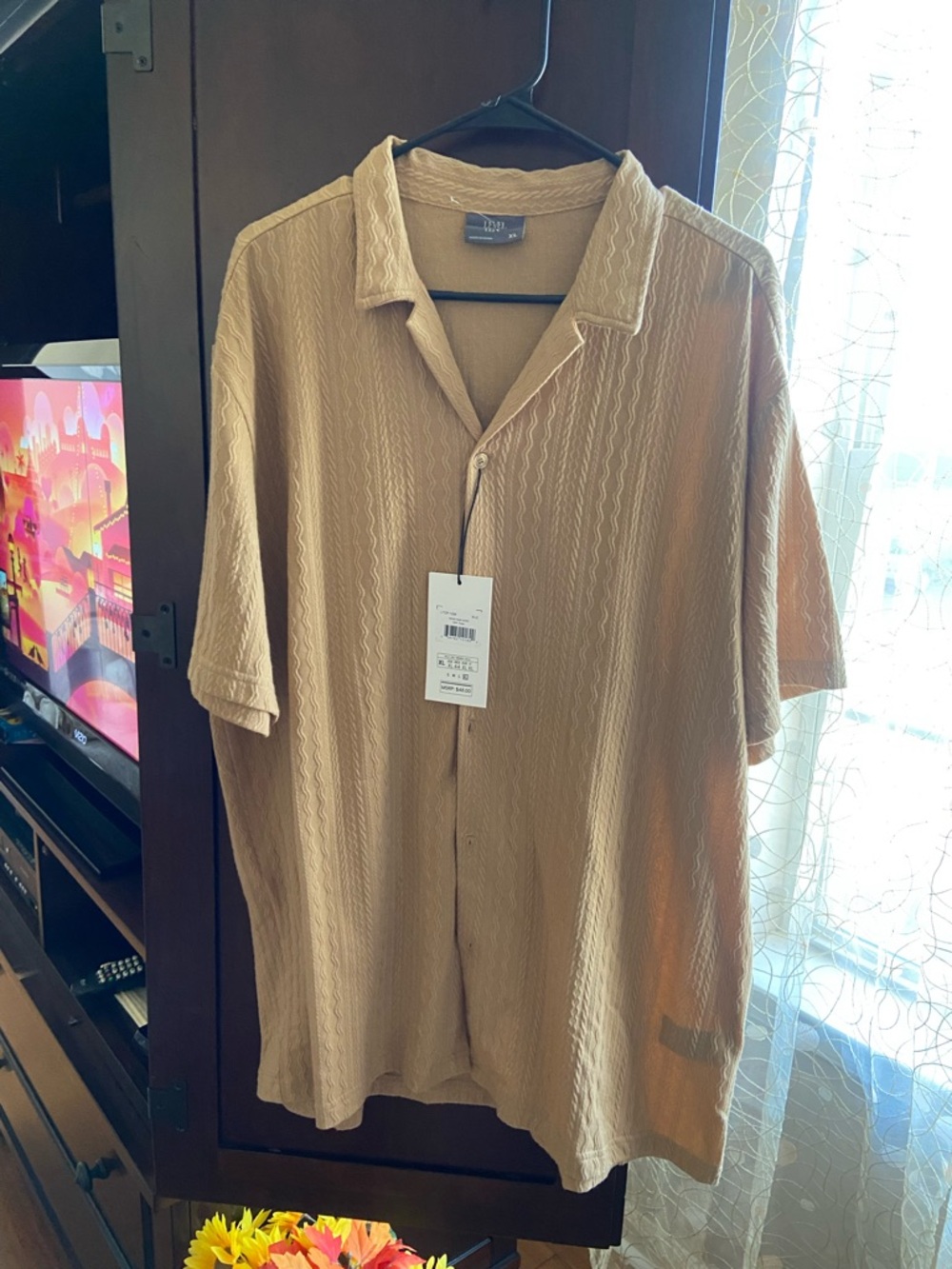 Level Ten Men’s Size M  Short Sleeve Button-Up Shirt - Tan